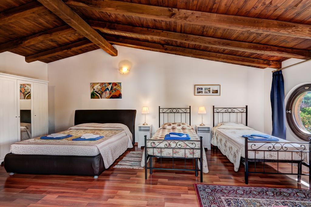 Relais Villaggio Azzurro Rome Room photo